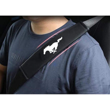 Load image into Gallery viewer, 2pcs Ford Mustang Logo Seat Belt Pads