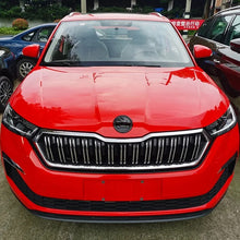 Load image into Gallery viewer, 1pcs Skoda Kodiaq Front Emblem

