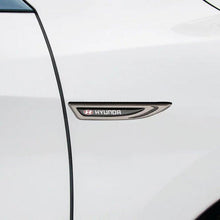 Load image into Gallery viewer, 2pcs Hyundai Fender Emblems
