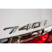 Load image into Gallery viewer, BMW 740i Emblem Metal/Plastik Silver
