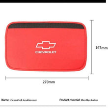 Load image into Gallery viewer, 2pcs Chevrolet Logo Seat Belt Shoulder Pads
