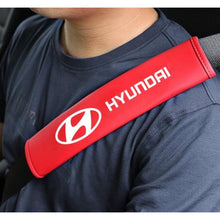 Load image into Gallery viewer, 2pcs Hyundai Logo Seat Belt Pads
