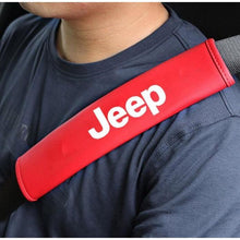 Load image into Gallery viewer, 2pcs Jeep Logo Seat Belt Pads
